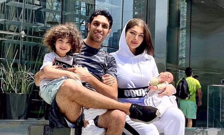 عکس‌های جنجالی سپهر حیدری و همسرش در اسپانیا